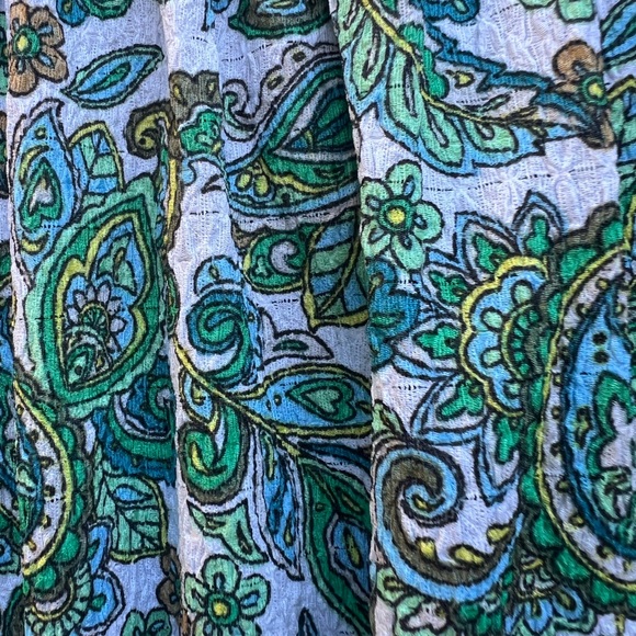 LOFT Floral Green White Crinkle Off Shoulder Paisley Cropped Top Wom Large NWT - Picture 11 of 11